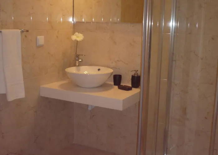 Apartment Olival 178 *